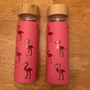 Water Bottle set of 2, Glass, pink flamingos silicone sleeves,Bamboo Lids, new